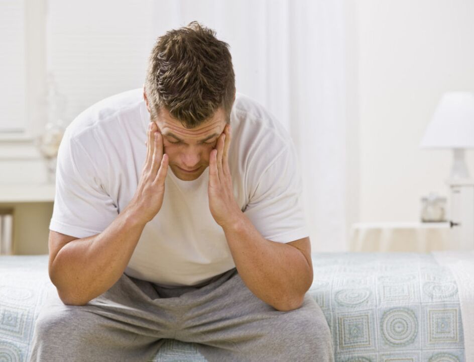 người đàn ông nghĩ đến việc làm to dương vật